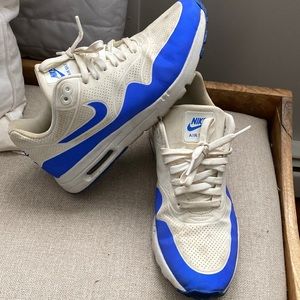 Nike air max royal blue